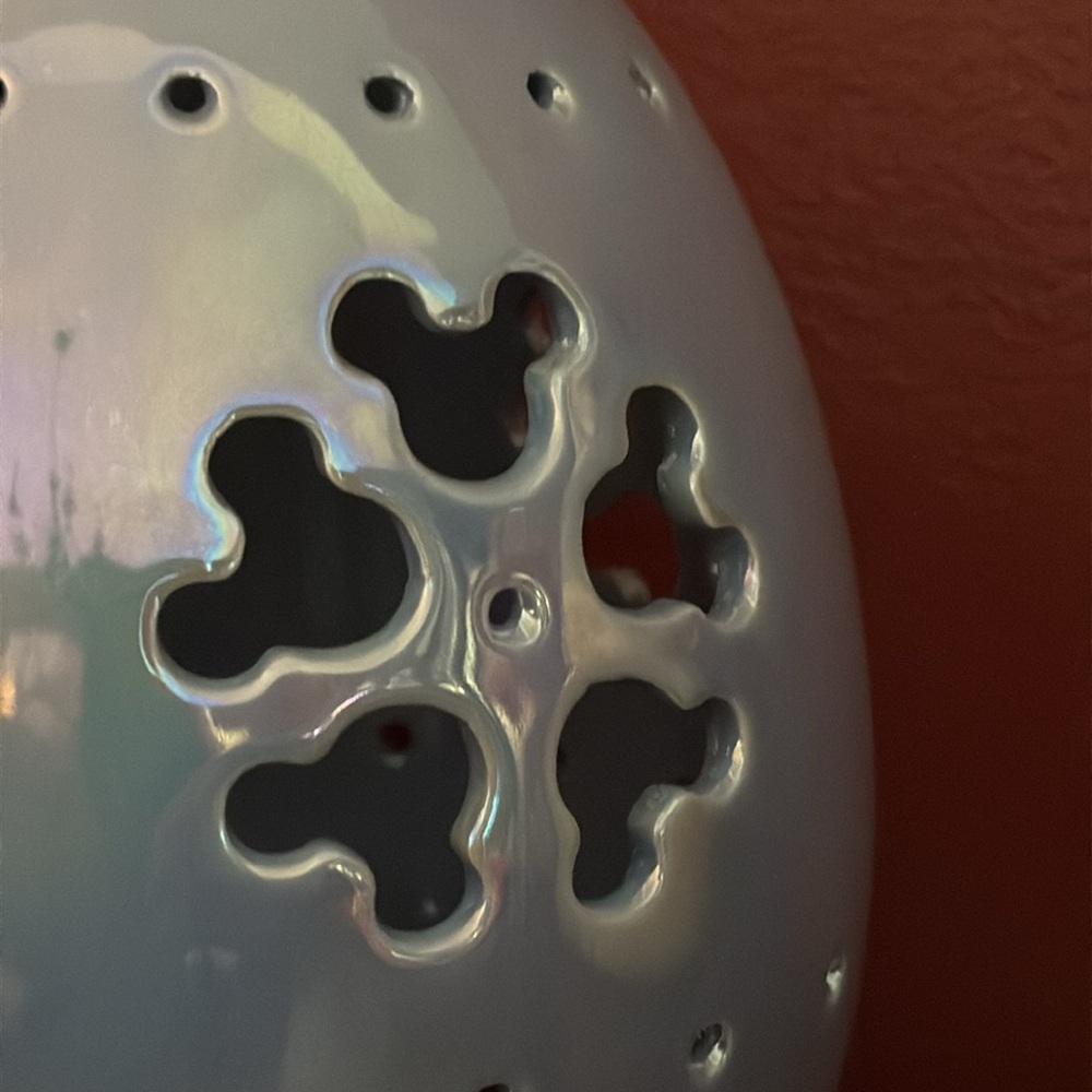 Mickey Mouse LED Ceramic Easter Egg - Picture 5 of 10